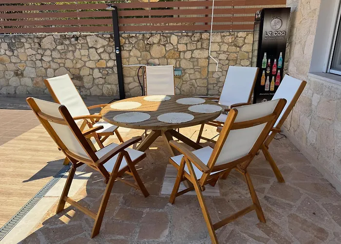 Vilă Sani Luxury Pool *