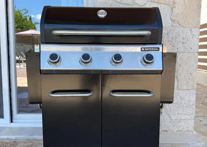 Vila Sani Luxury Pool *